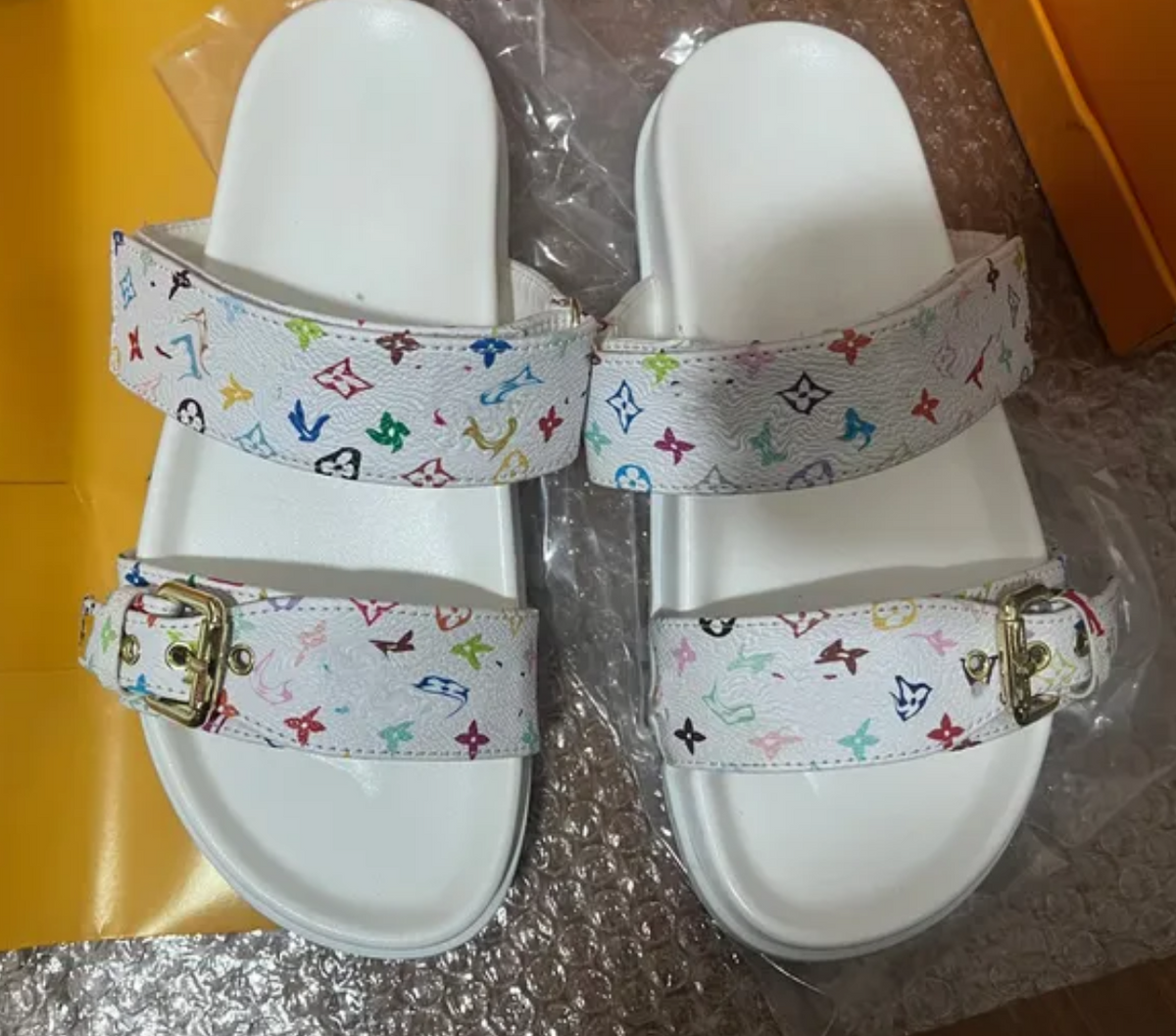 Multicolor V Sandals